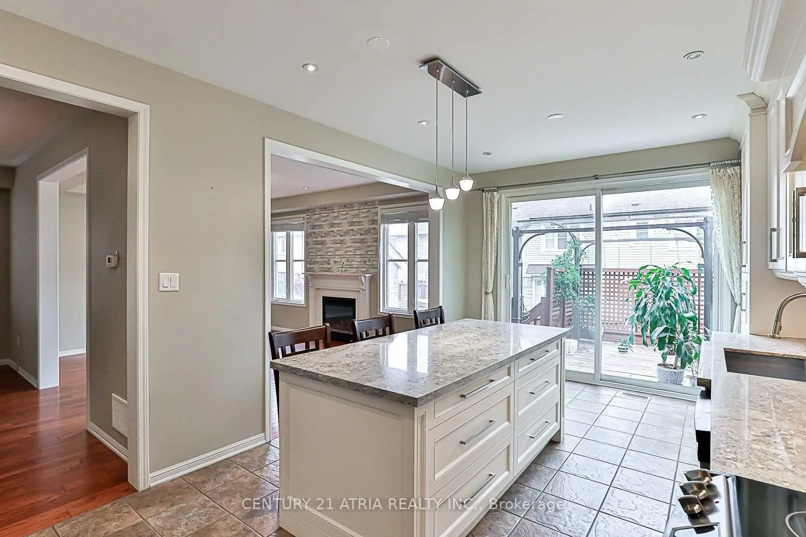 Photo 21 of 338 Carlissa Run, Newmarket, Woodland Hill — HOMEH