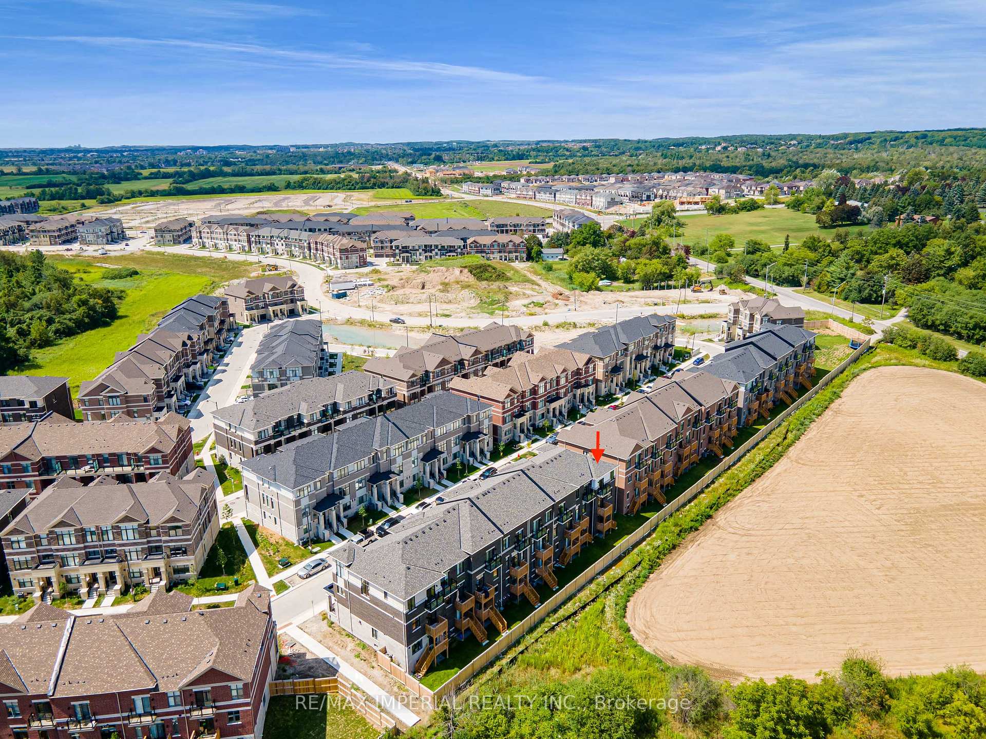 Photo 2 of 43 Millman Lane, Richmond Hill, Rural Richmond Hill — HOMEH
