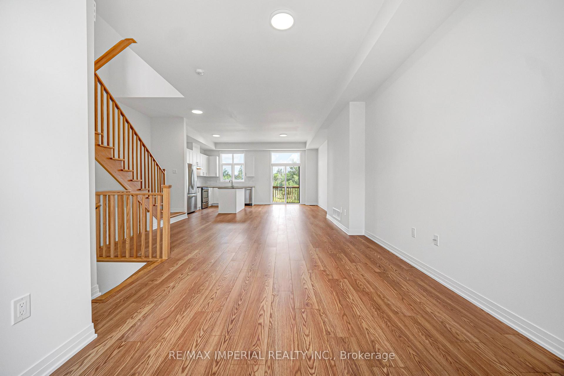 Photo 8 of 43 Millman Lane, Richmond Hill, Rural Richmond Hill — HOMEH