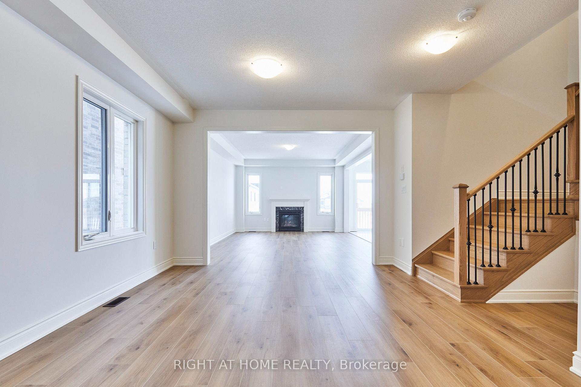 Photo 7 of Unit Upper Level, 2122 Cayenne Street, Oshawa, Kedron — HOMEH