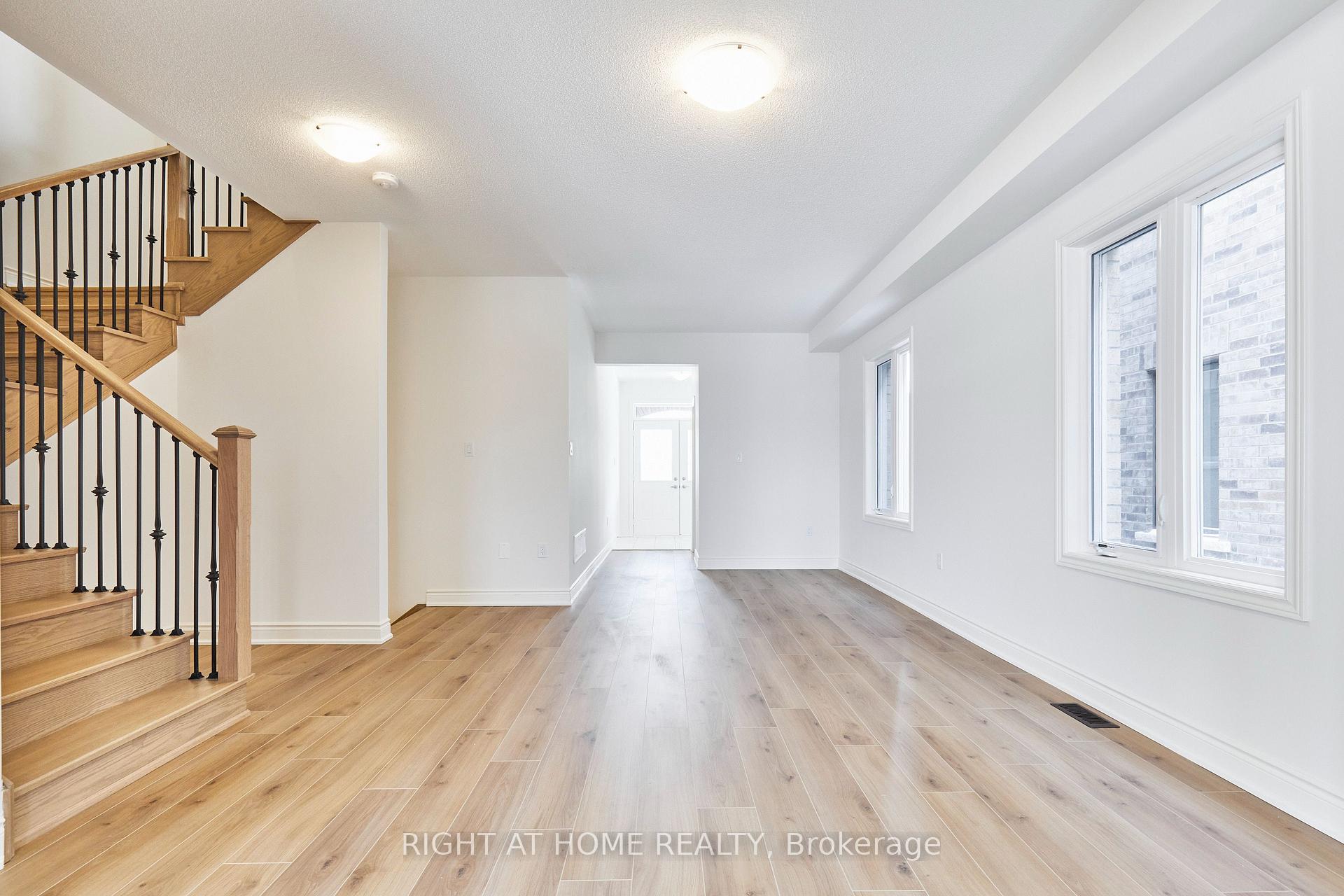 Photo 9 of Unit Upper Level, 2122 Cayenne Street, Oshawa, Kedron — HOMEH