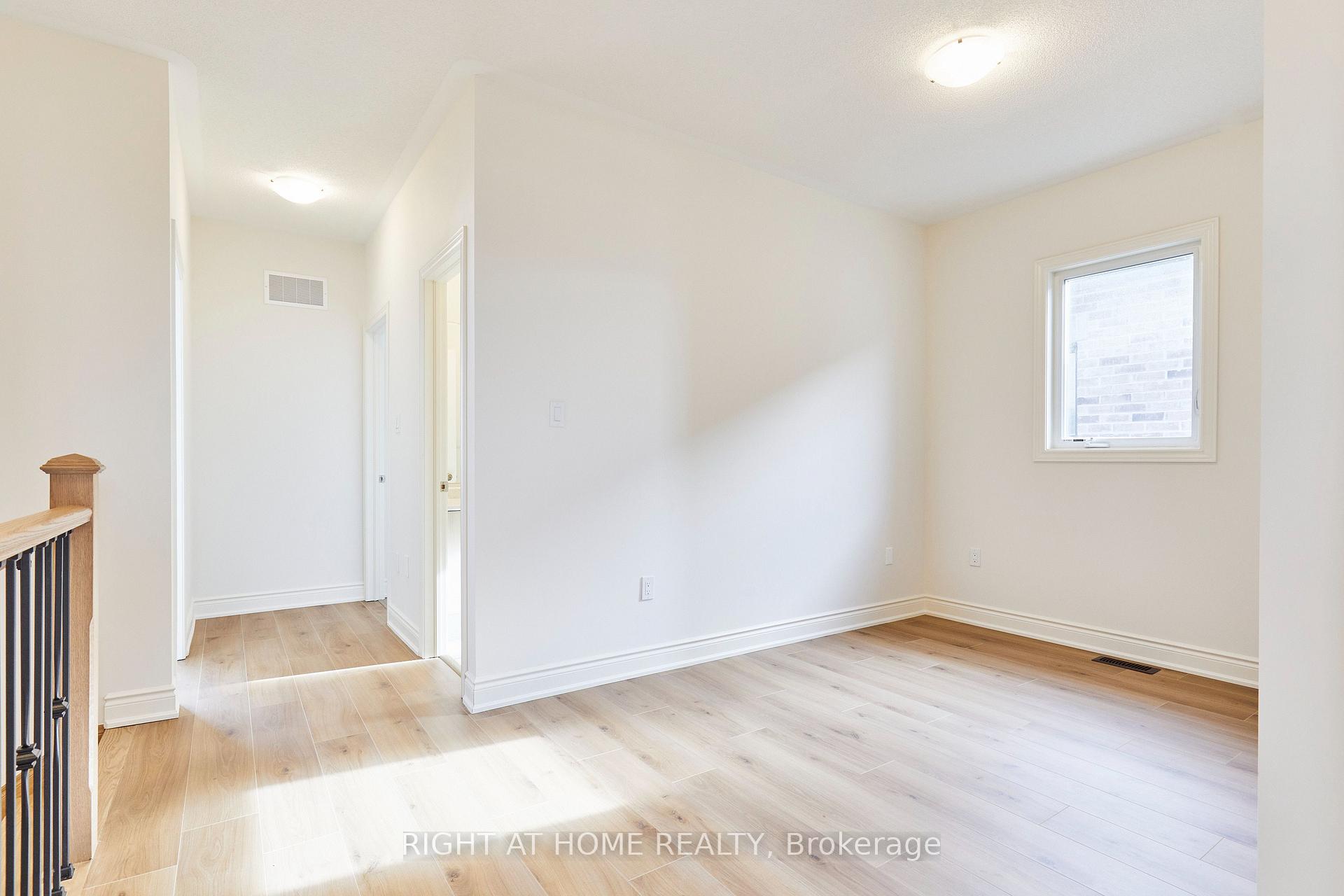 Photo 15 of Unit Upper Level, 2122 Cayenne Street, Oshawa, Kedron — HOMEH
