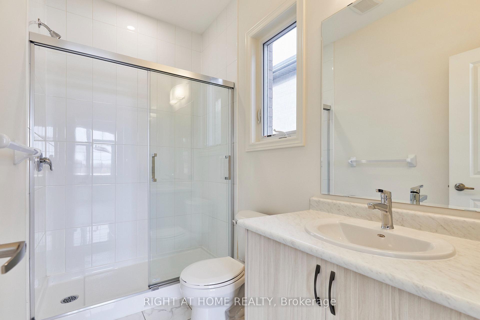 Photo 23 of Unit Upper Level, 2122 Cayenne Street, Oshawa, Kedron — HOMEH
