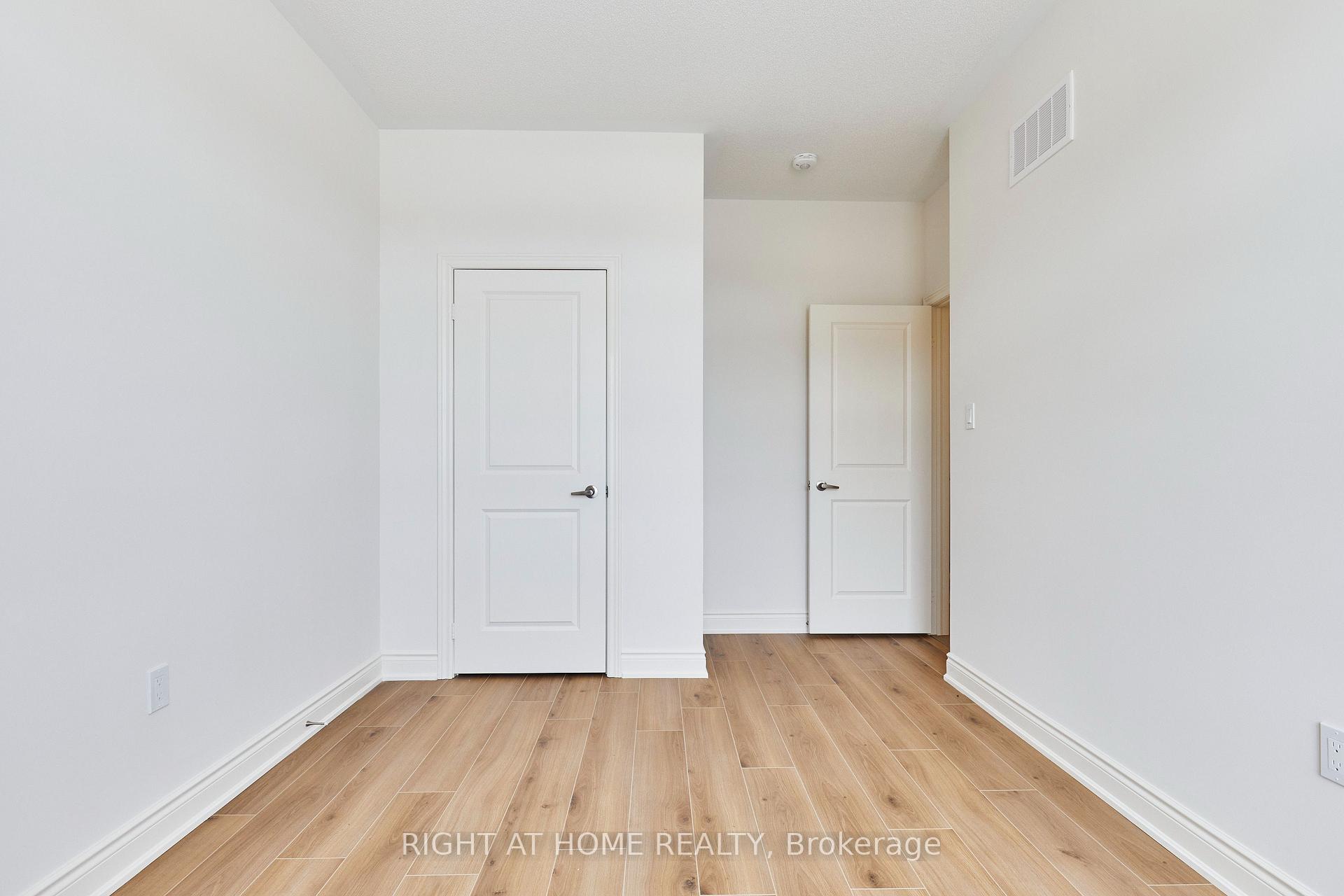 Photo 26 of Unit Upper Level, 2122 Cayenne Street, Oshawa, Kedron — HOMEH