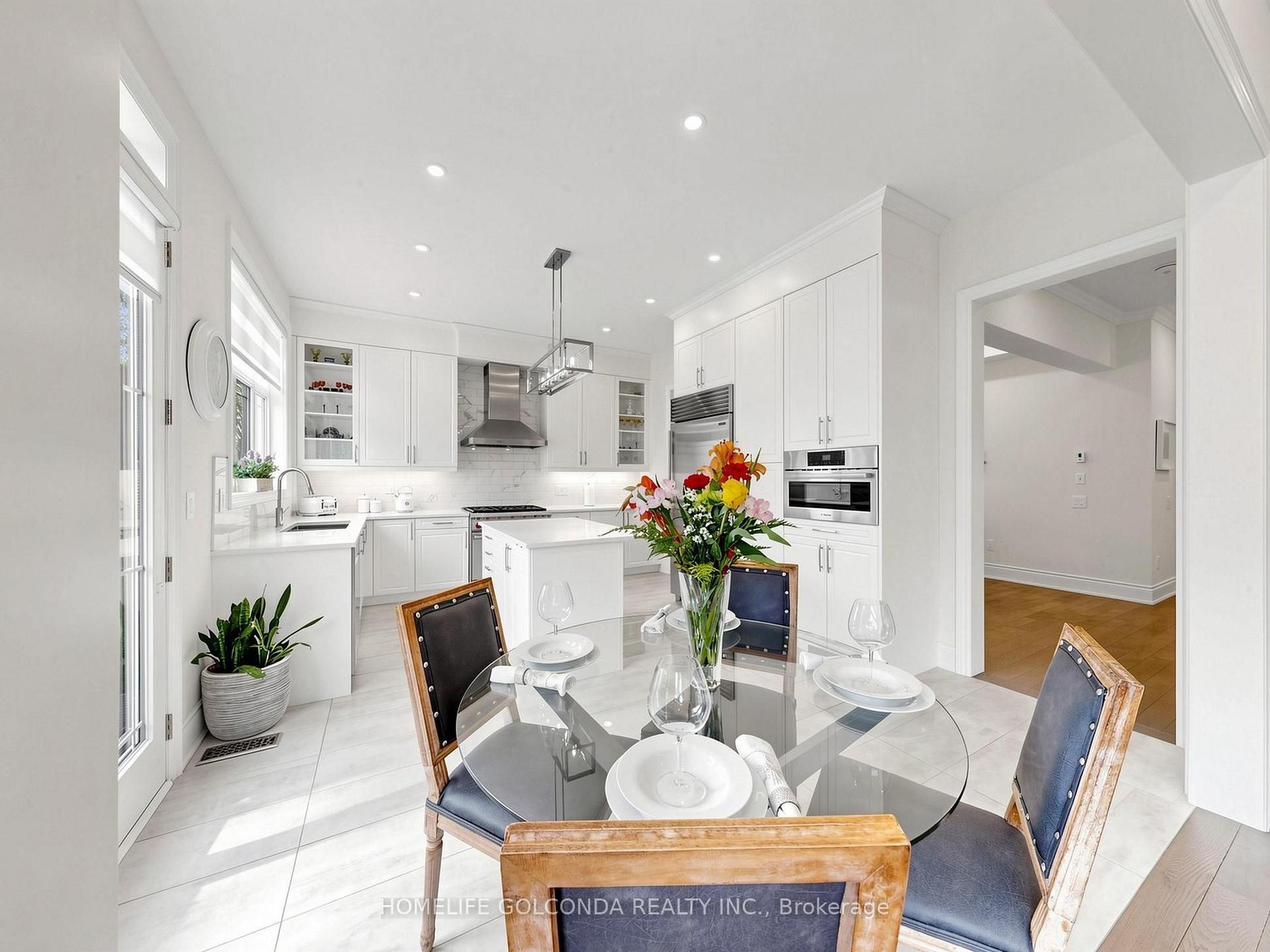 Photo 17 of 73 Menotti Drive, Richmond Hill, Oak Ridges — HOMEH
