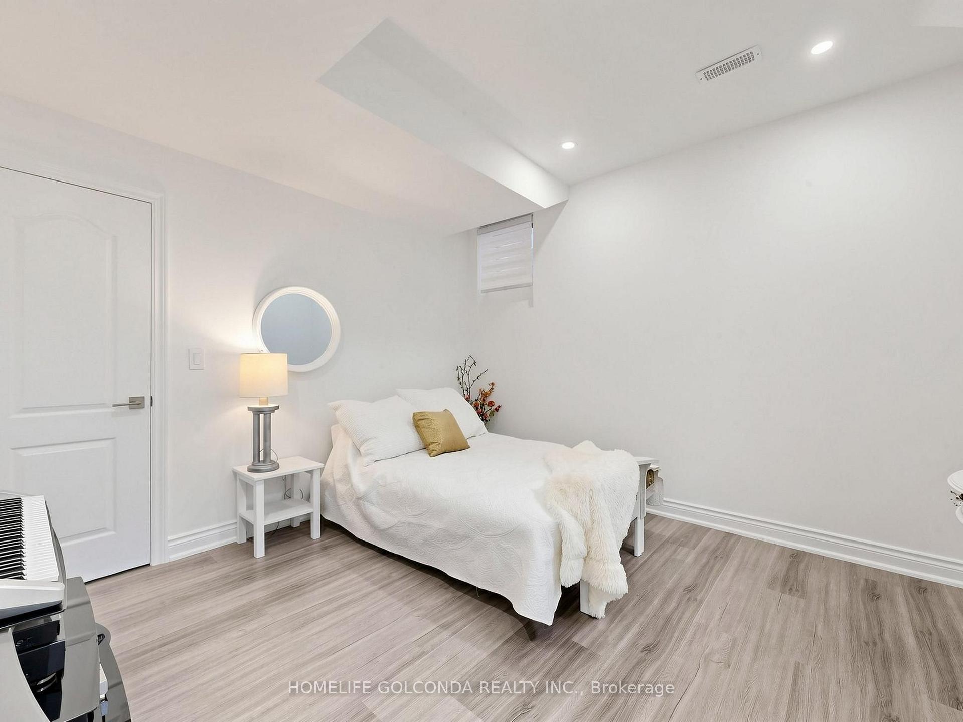 Photo 45 of 73 Menotti Drive, Richmond Hill, Oak Ridges — HOMEH