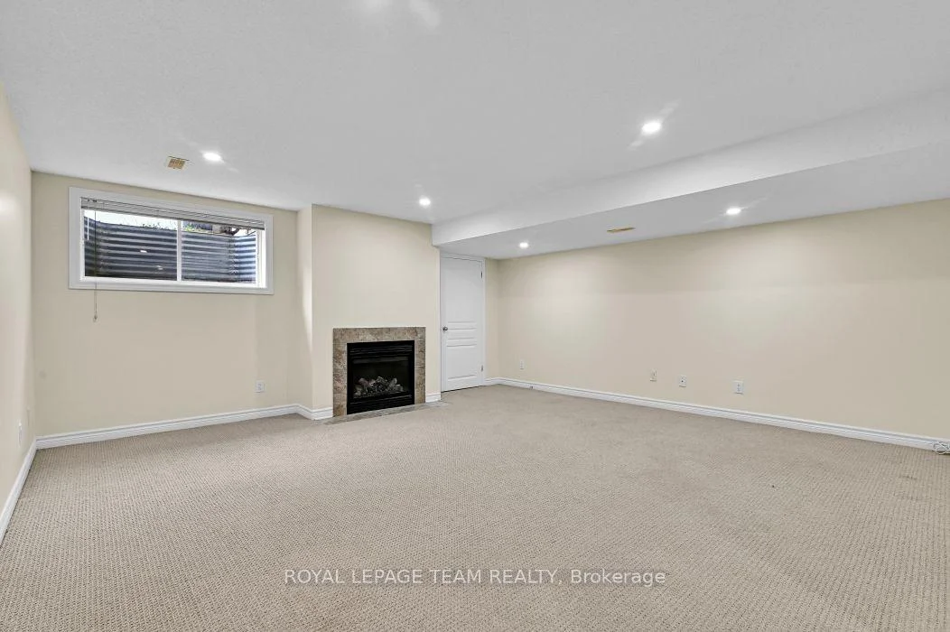 Photo 36 of 34 Torbec Avenue E, Ottawa, Kanata - Kanata Lakes/Heritage Hills — HOMEH