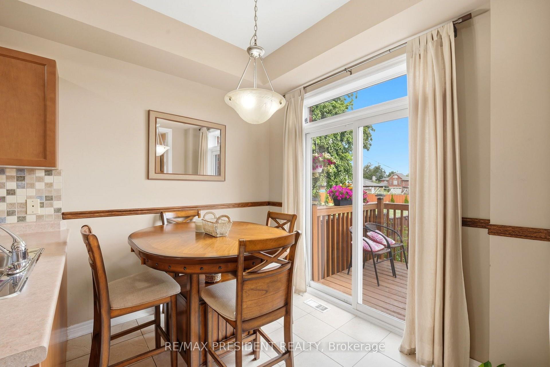 Photo 13 of Unit 23, 45 Seabreeze Crescent, Hamilton, Lakeshore — HOMEH