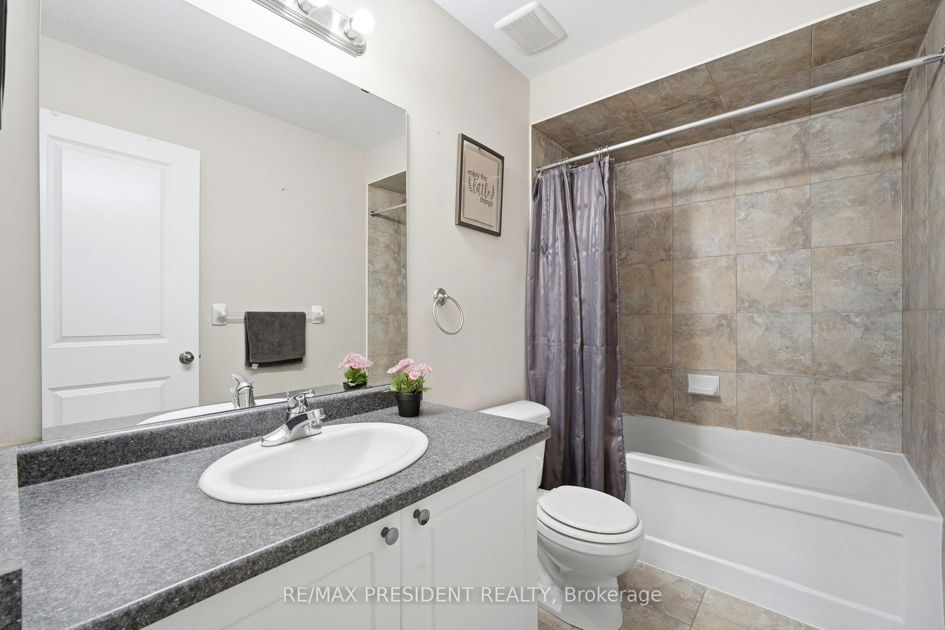 Photo 18 of Unit 23, 45 Seabreeze Crescent, Hamilton, Lakeshore — HOMEH