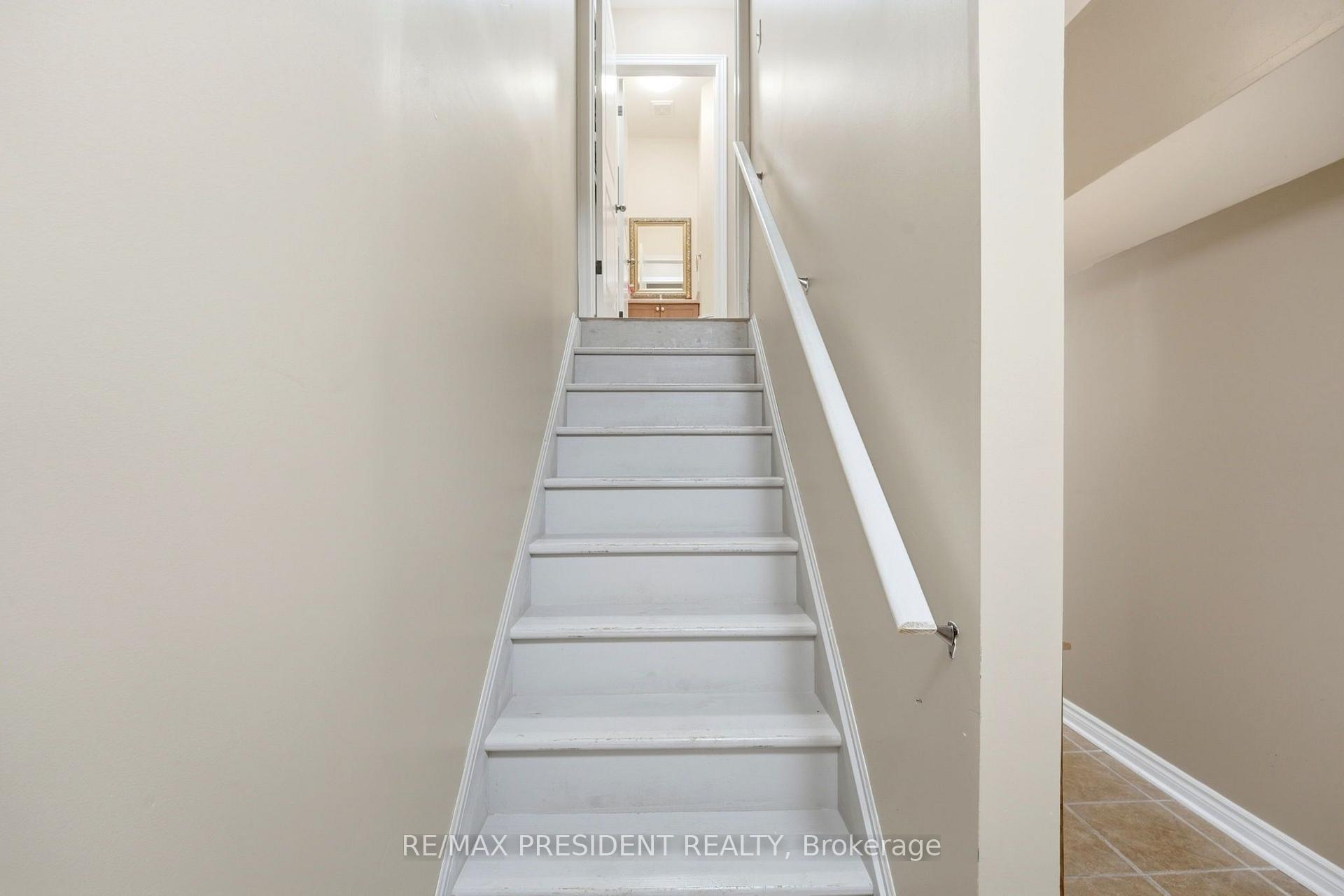 Photo 25 of Unit 23, 45 Seabreeze Crescent, Hamilton, Lakeshore — HOMEH