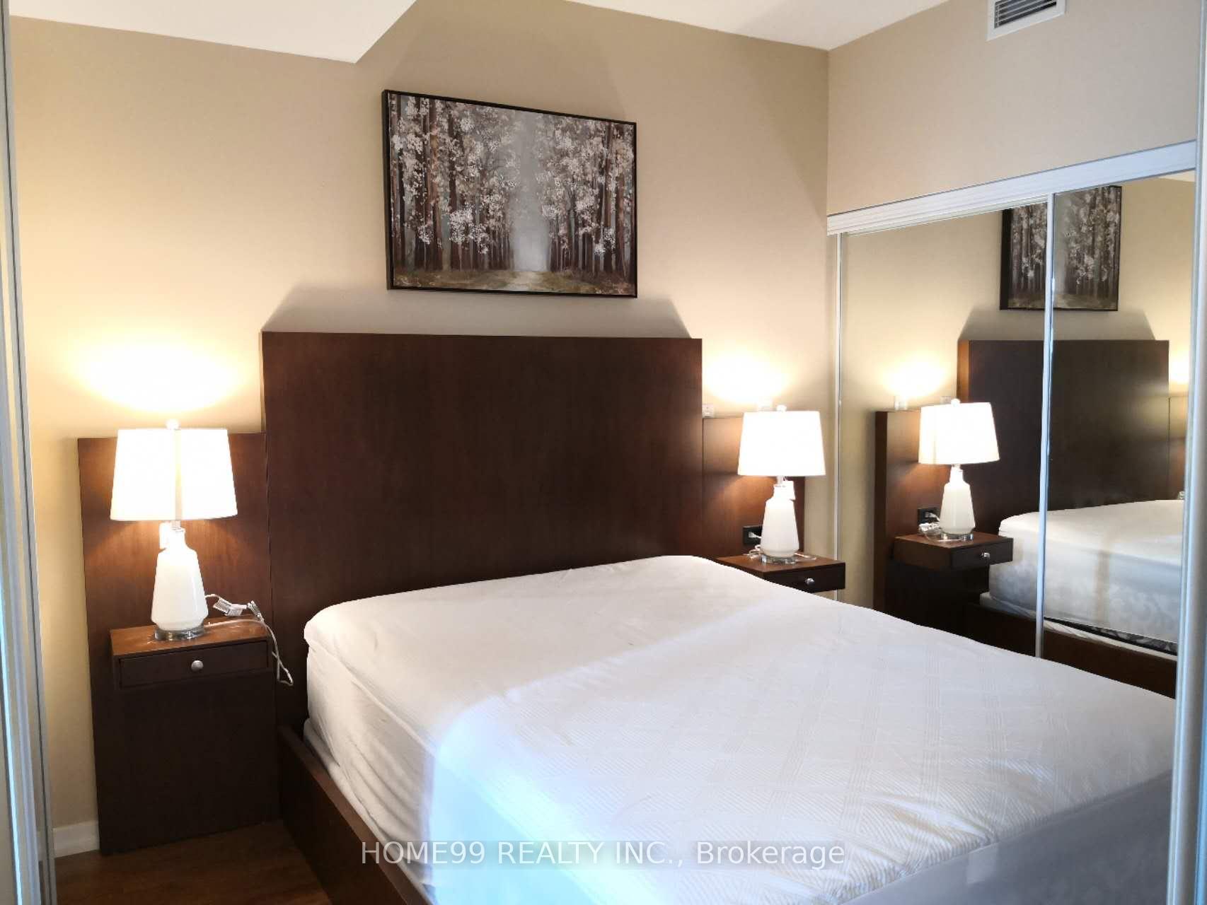 Photo 5 of Unit 1404, 65 Bremner Boulevard, Toronto, Waterfront Communities — HOMEH