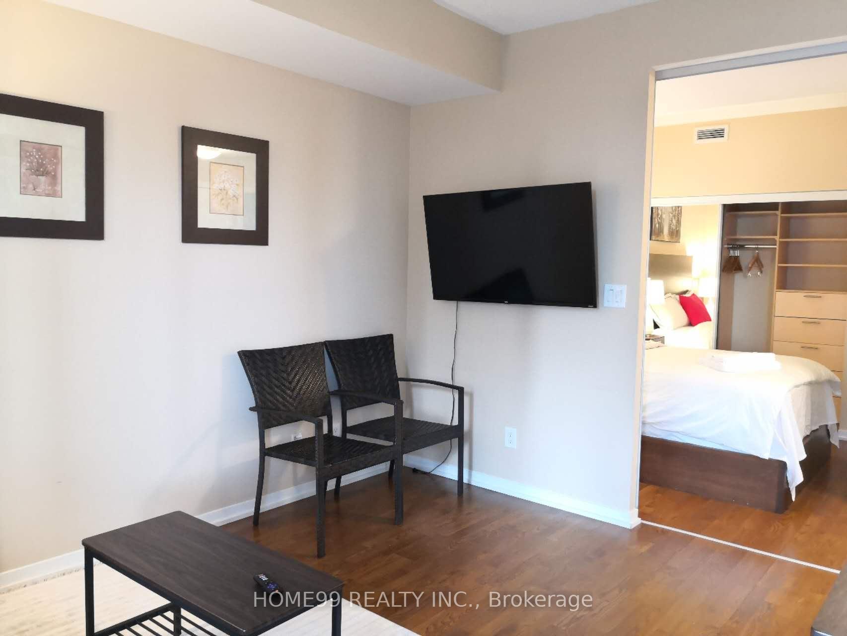 Photo 13 of Unit 1404, 65 Bremner Boulevard, Toronto, Waterfront Communities — HOMEH