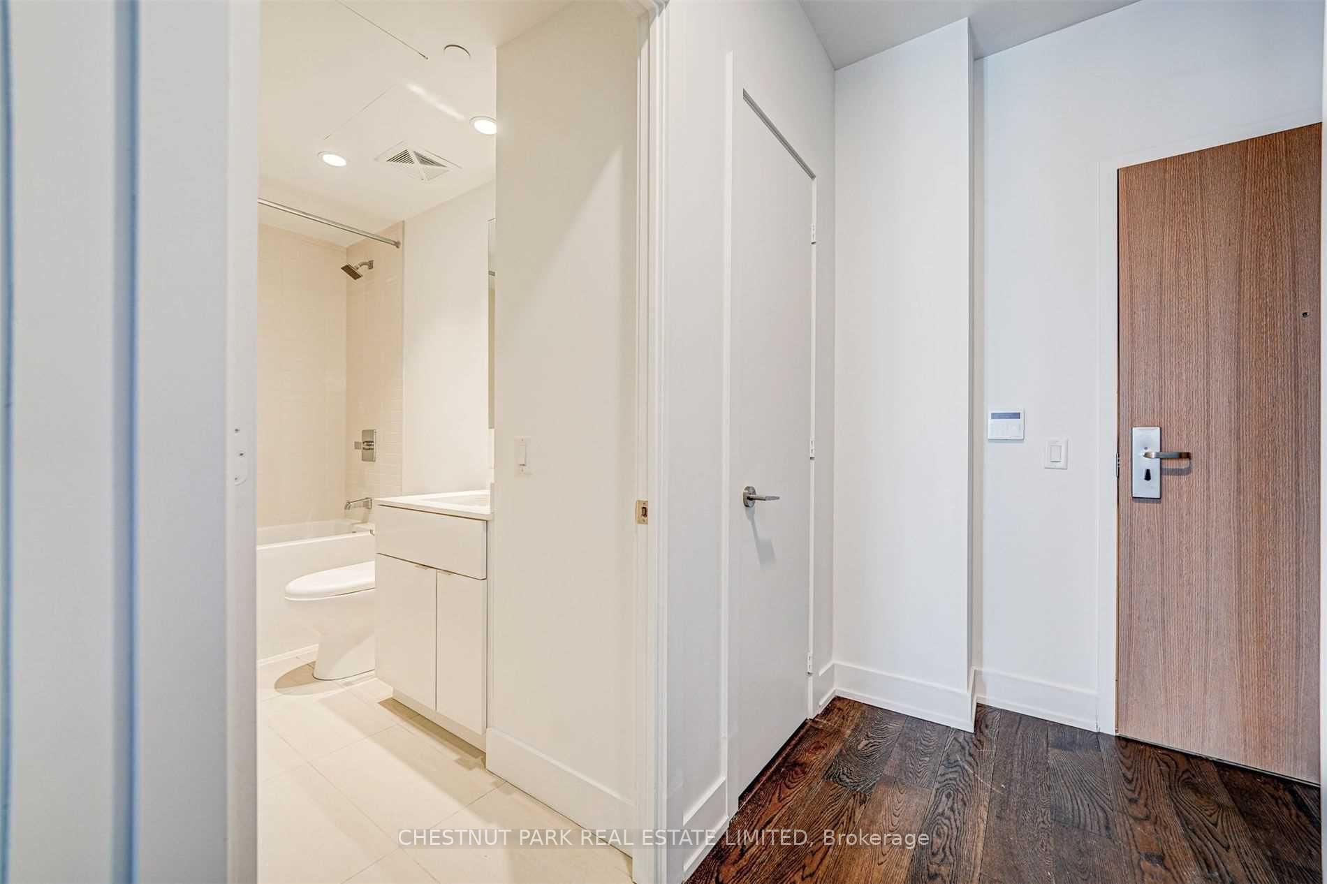 Photo 2 of Unit 3609, 7 Grenville Street, Toronto, Bay Street Corridor — HOMEH