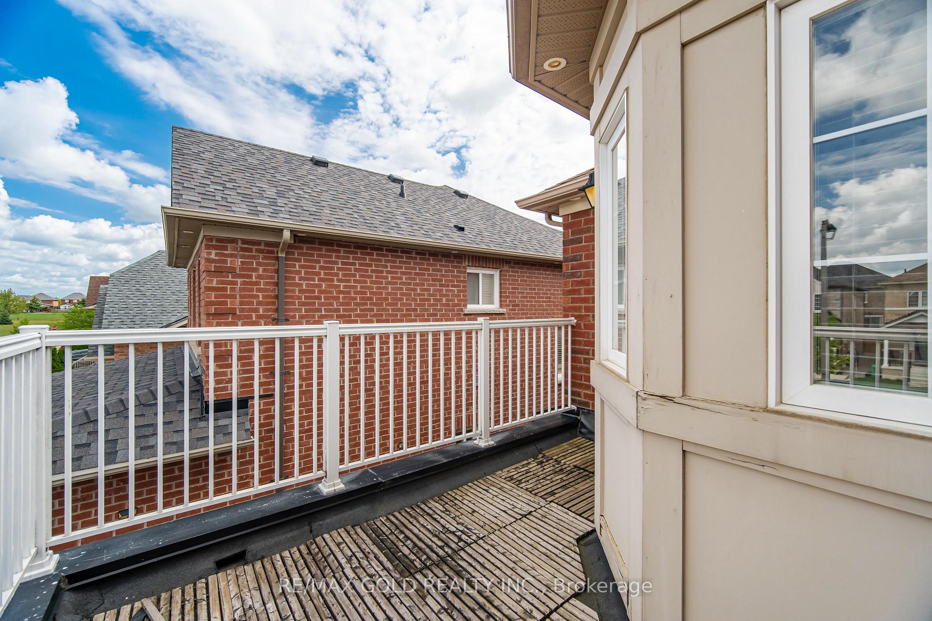Photo 29 of 15 Denim Drive, Brampton, Bram East — HOMEH