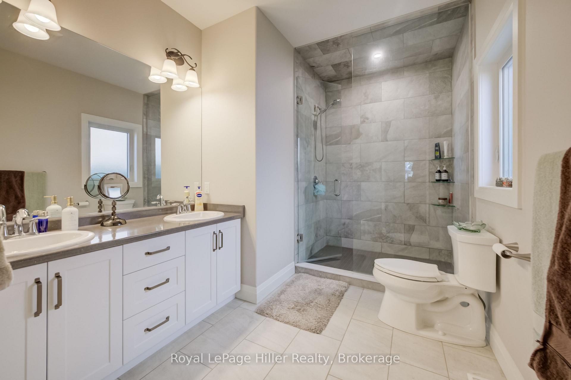 Photo 18 of 35 Orr Street, Stratford — HOMEH