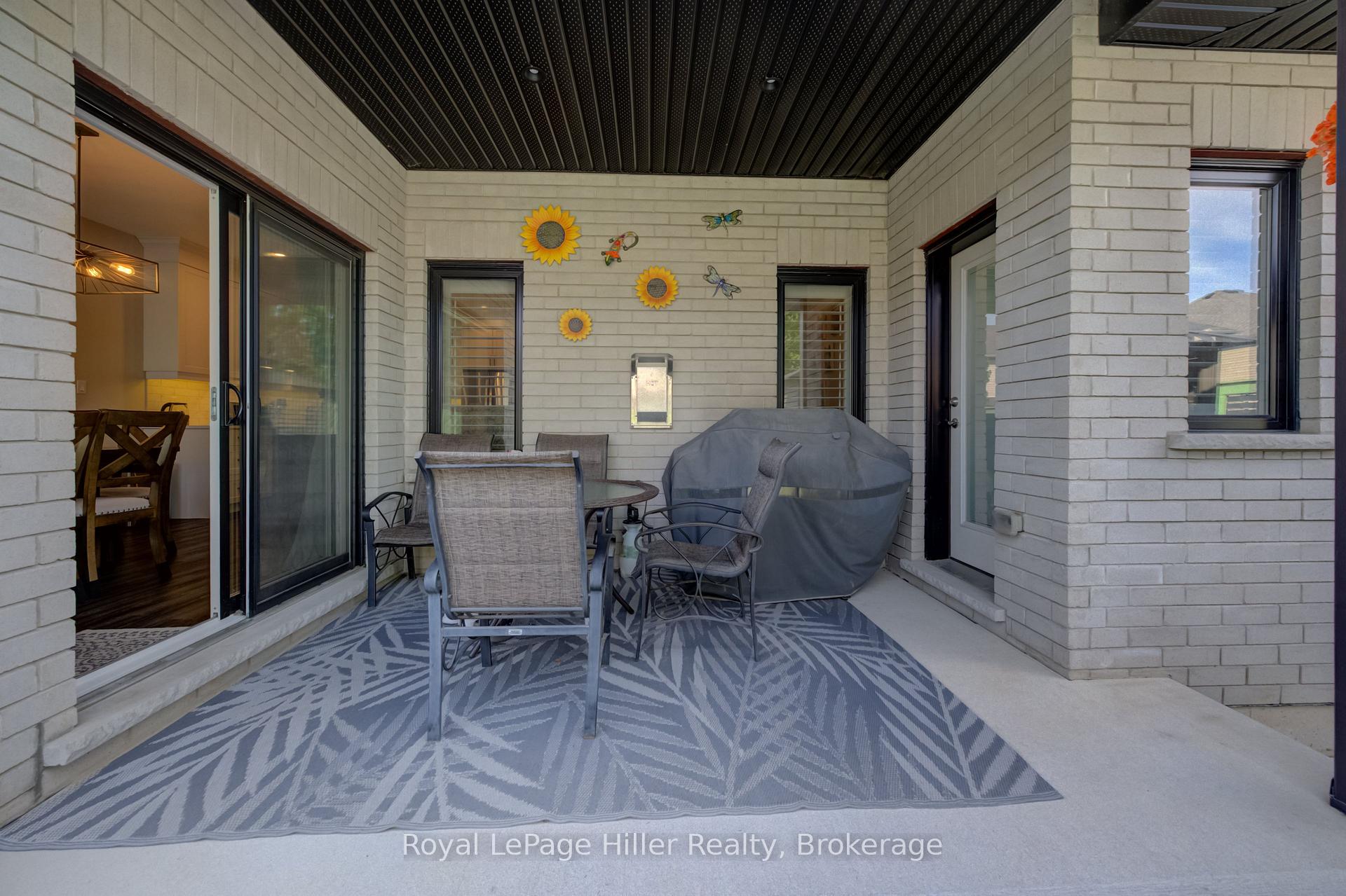 Photo 37 of 35 Orr Street, Stratford — HOMEH