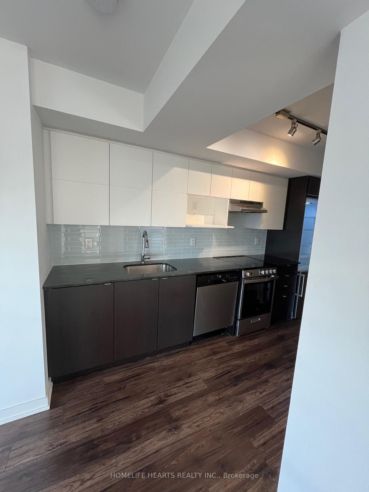 Photo 10 of Unit 1305, 120 Varna Drive, Toronto, Englemount-Lawrence — HOMEH