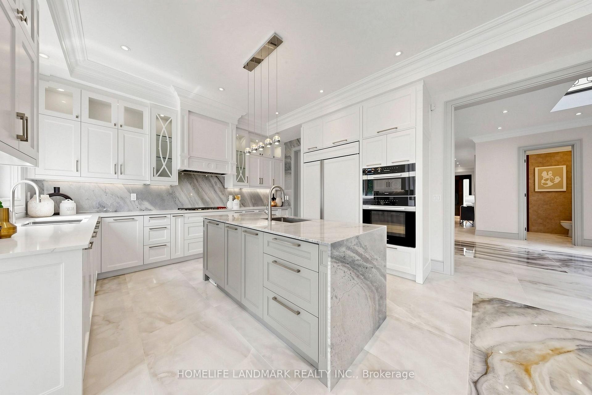 Photo 14 of 1 Tuscay Court, Markham, Unionville — HOMEH