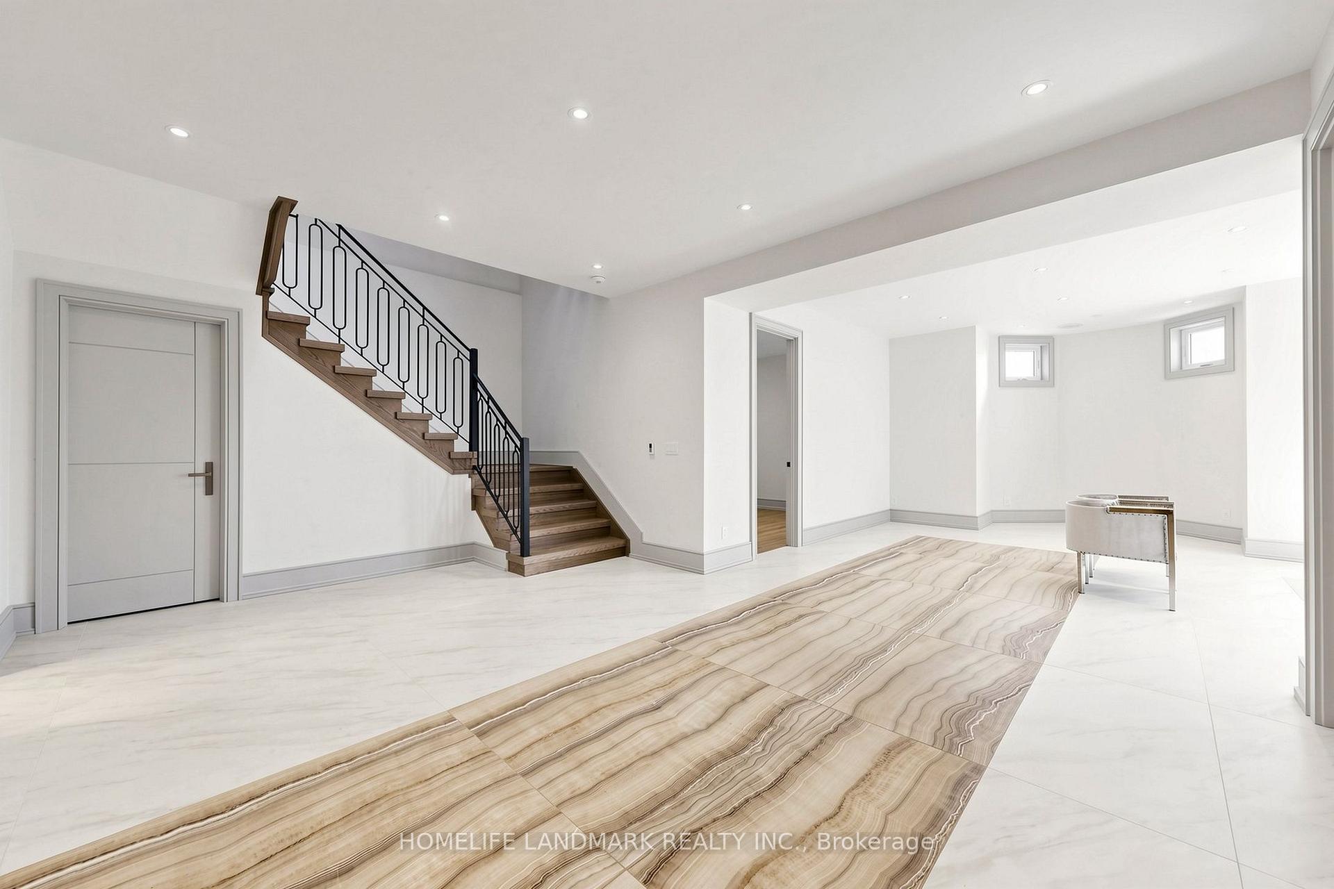 Photo 40 of 1 Tuscay Court, Markham, Unionville — HOMEH
