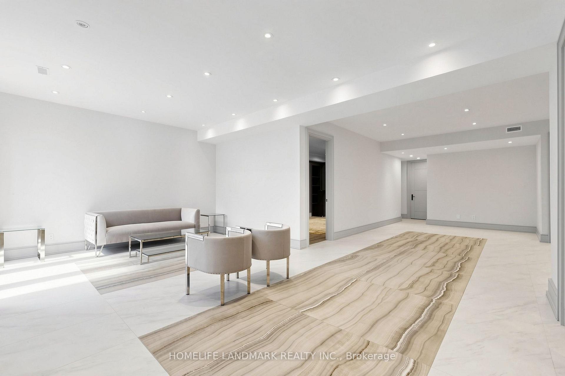 Photo 45 of 1 Tuscay Court, Markham, Unionville — HOMEH