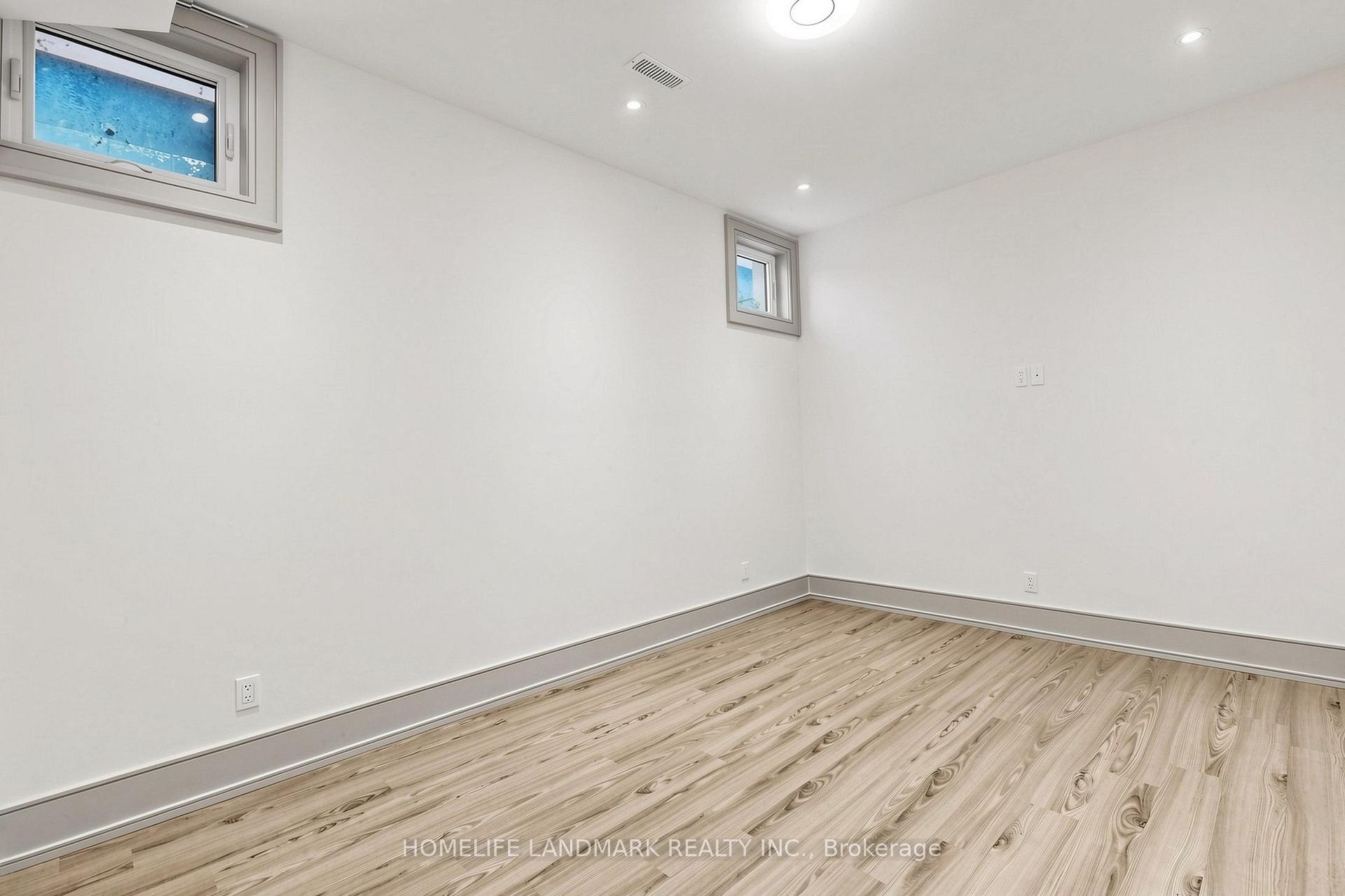 Photo 46 of 1 Tuscay Court, Markham, Unionville — HOMEH