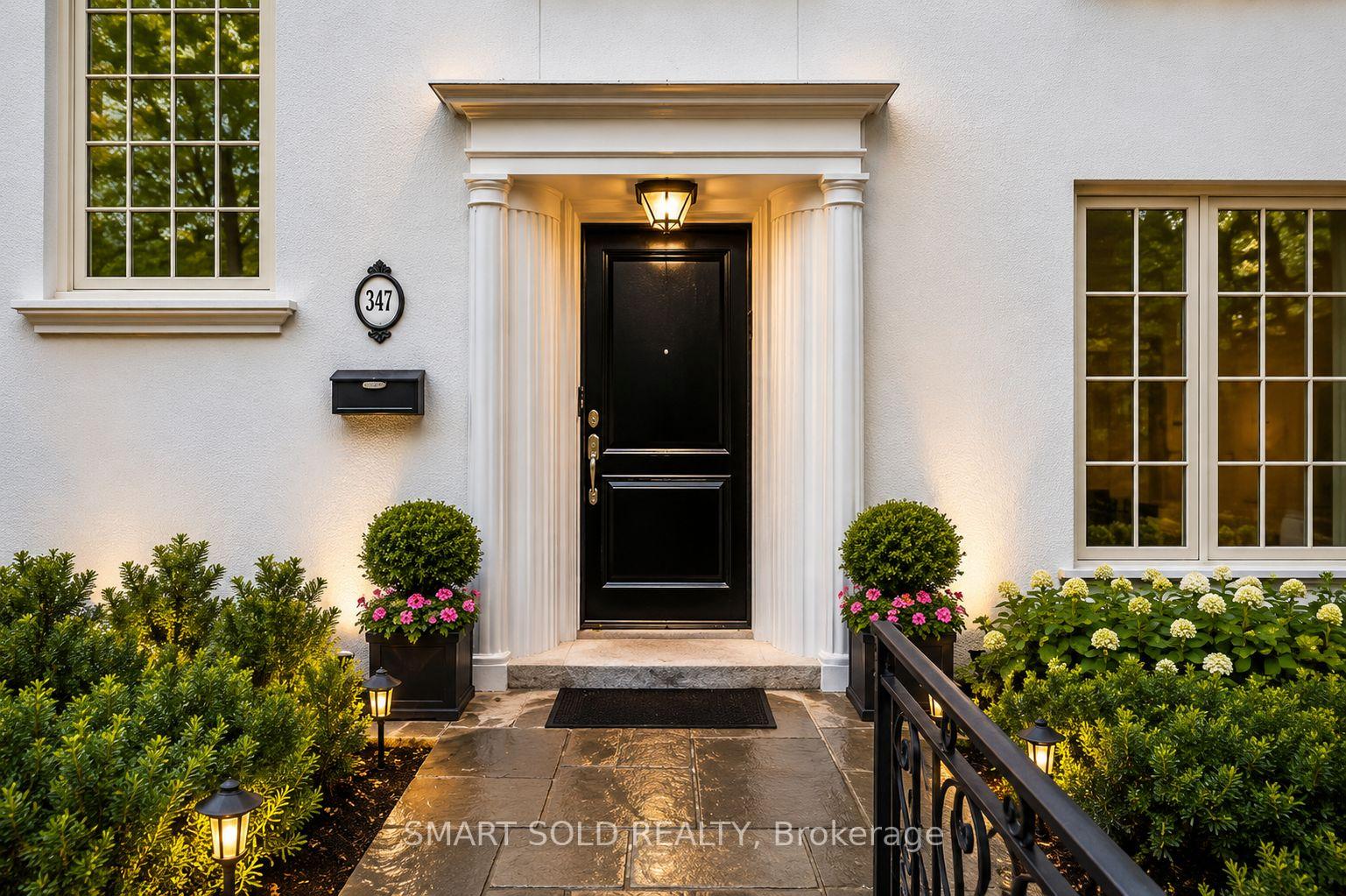 Photo 3 of 347 Cortleigh Boulevard, Toronto, Bedford Park-Nortown — HOMEH