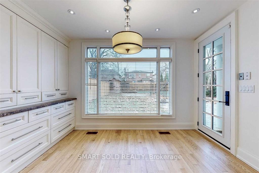 Photo 11 of 347 Cortleigh Boulevard, Toronto, Bedford Park-Nortown — HOMEH