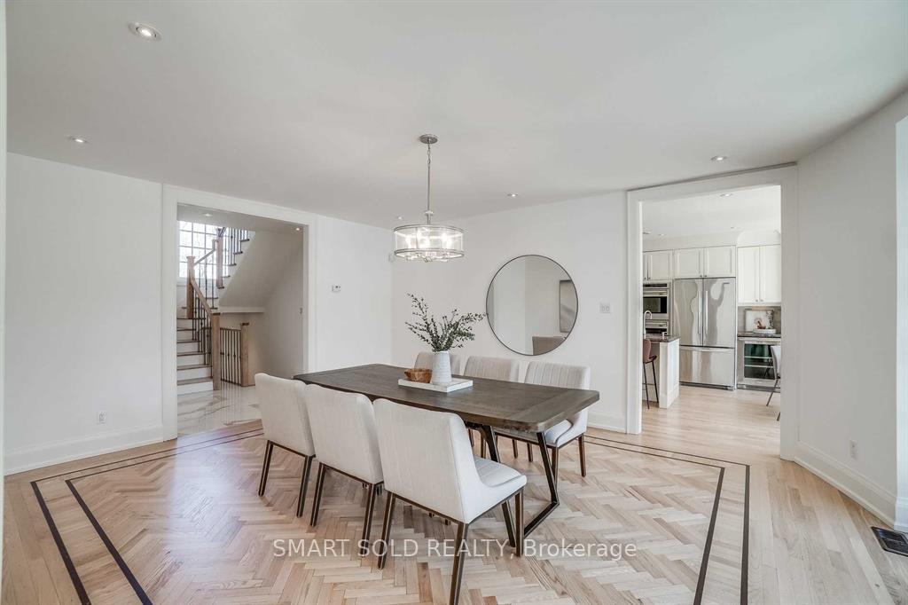 Photo 15 of 347 Cortleigh Boulevard, Toronto, Bedford Park-Nortown — HOMEH