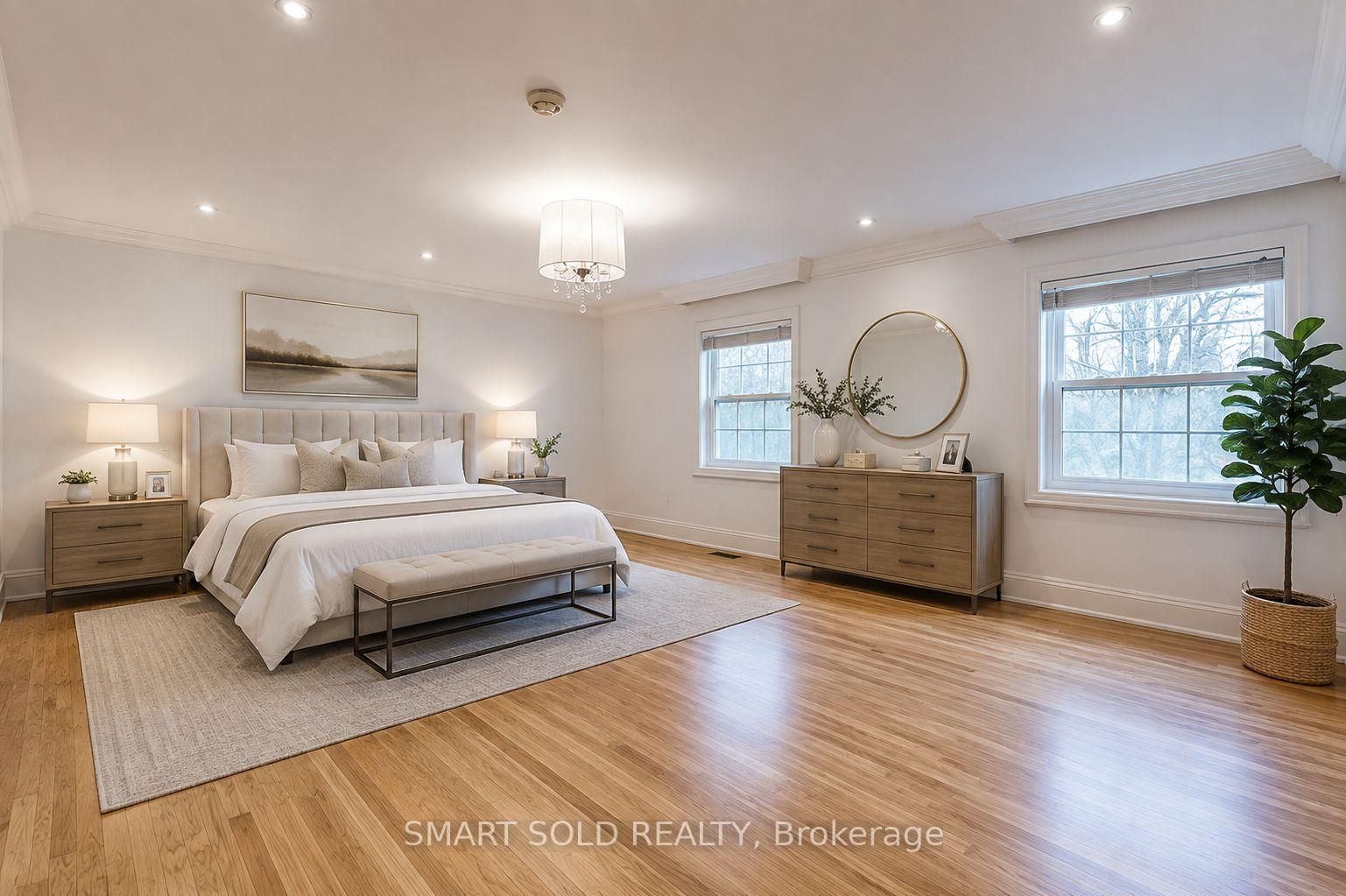 Photo 17 of 347 Cortleigh Boulevard, Toronto, Bedford Park-Nortown — HOMEH