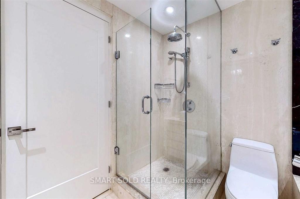 Photo 22 of 347 Cortleigh Boulevard, Toronto, Bedford Park-Nortown — HOMEH