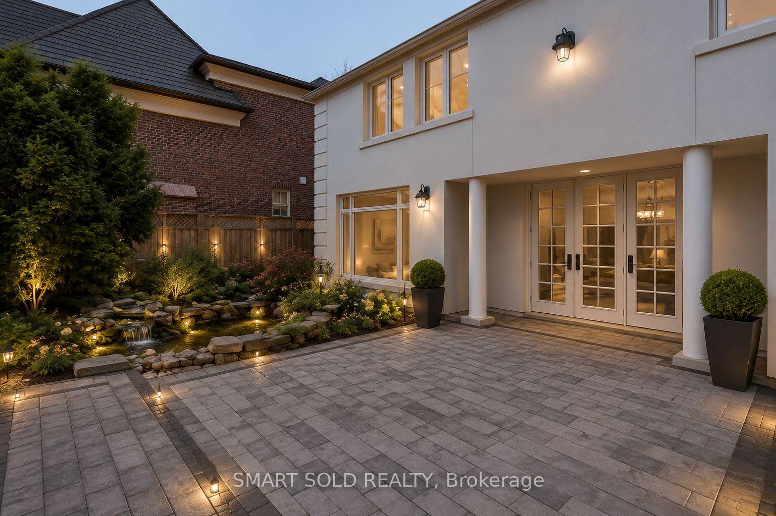Photo 32 of 347 Cortleigh Boulevard, Toronto, Bedford Park-Nortown — HOMEH