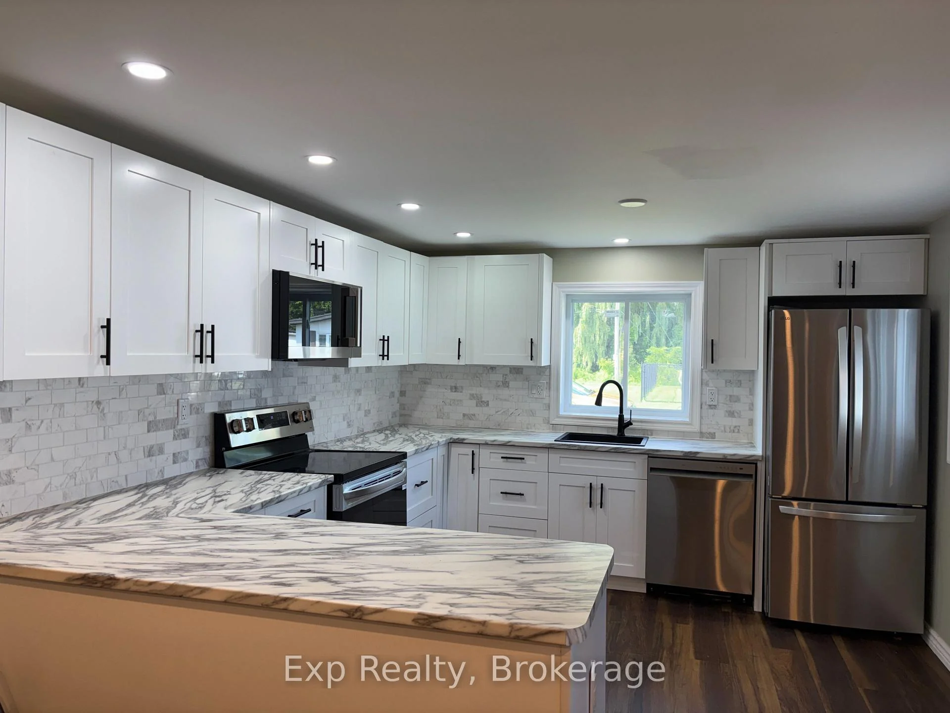 Photo 8 of Unit 28, 529 Old 2 Highway, Quinte West, Sidney Ward — HOMEH