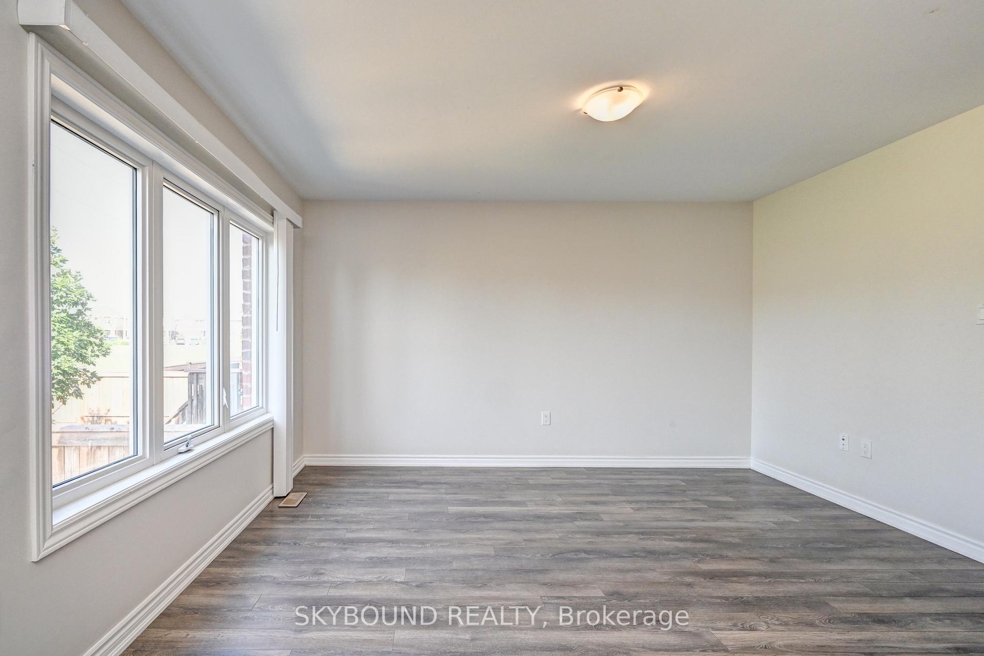 Photo 8 of 260 Waterbrook Lane, Kitchener, Doon South — HOMEH