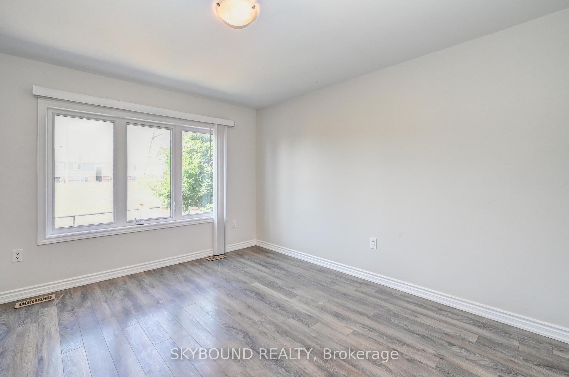 Photo 13 of 260 Waterbrook Lane, Kitchener, Doon South — HOMEH