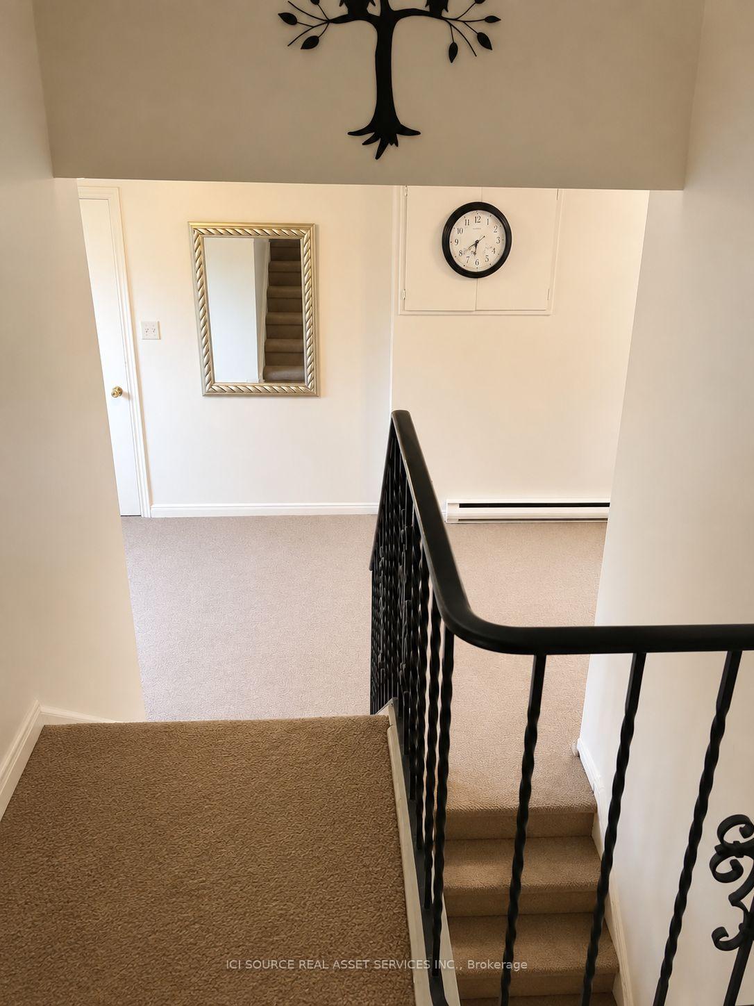 Photo 5 of Unit 2, 1941 Marchmont Road, Severn, Marchmont — HOMEH