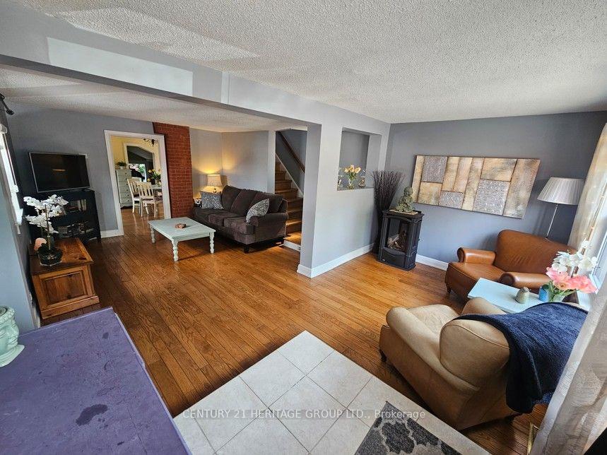 Photo 4 of 47 Denne Boulevard, Newmarket, Bristol-London — HOMEH