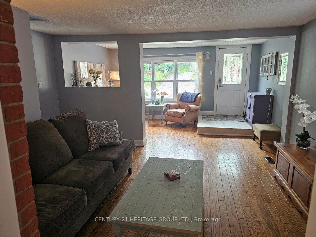 Photo 6 of 47 Denne Boulevard, Newmarket, Bristol-London — HOMEH