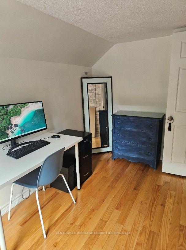 Photo 12 of 47 Denne Boulevard, Newmarket, Bristol-London — HOMEH
