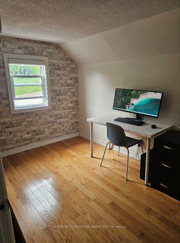 Photo 13 of 47 Denne Boulevard, Newmarket, Bristol-London — HOMEH