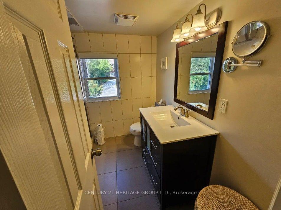 Photo 14 of 47 Denne Boulevard, Newmarket, Bristol-London — HOMEH