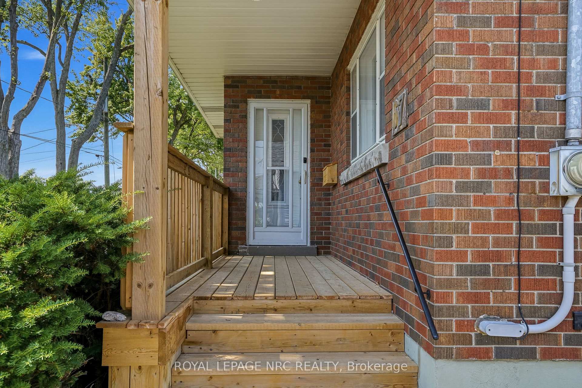 Photo 3 of 67 Wallace Avenue, Port Colborne, Main Street — HOMEH