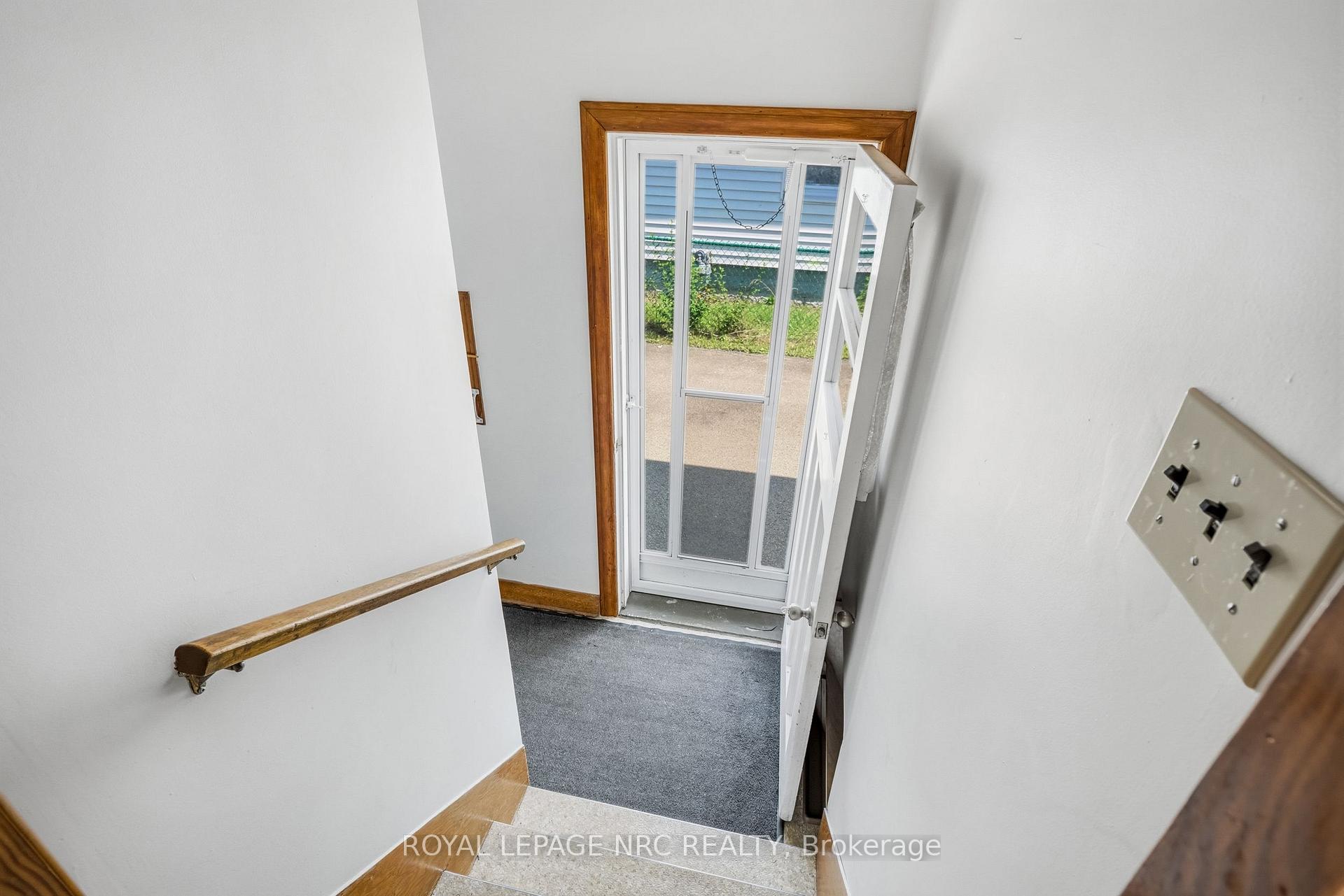Photo 19 of 67 Wallace Avenue, Port Colborne, Main Street — HOMEH