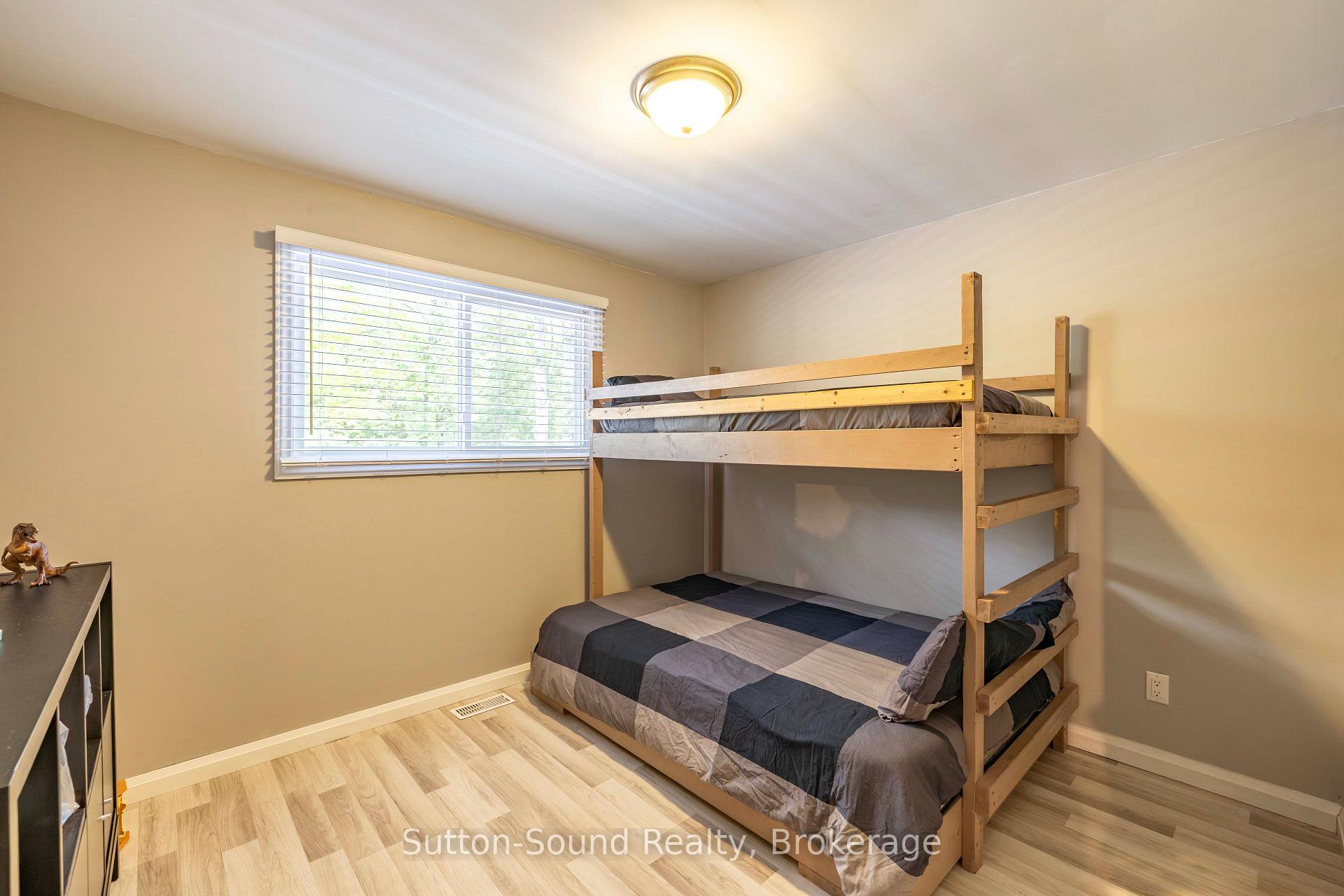Photo 20 of 54 Roth Drive, South Bruce Peninsula — HOMEH