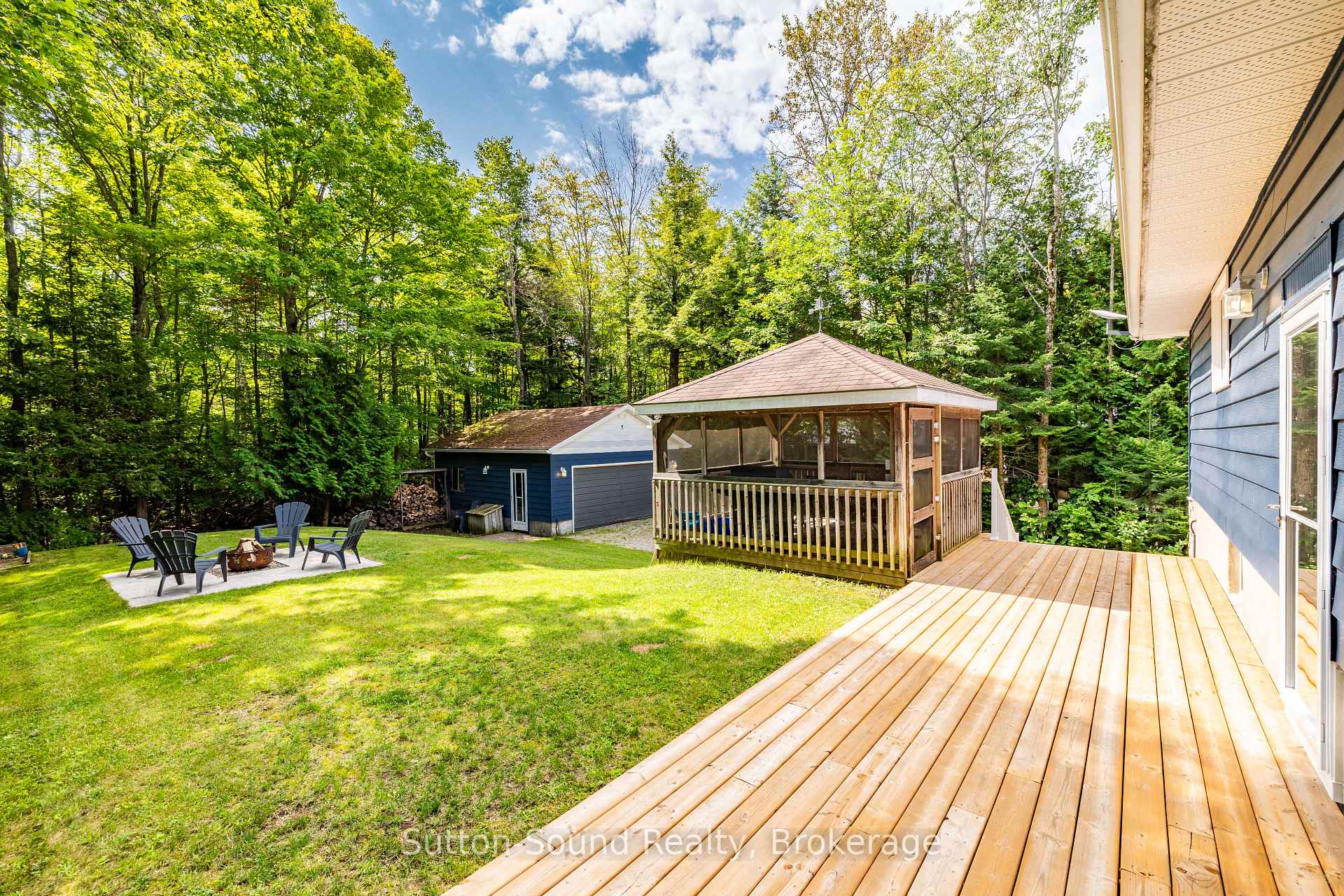Photo 35 of 54 Roth Drive, South Bruce Peninsula — HOMEH