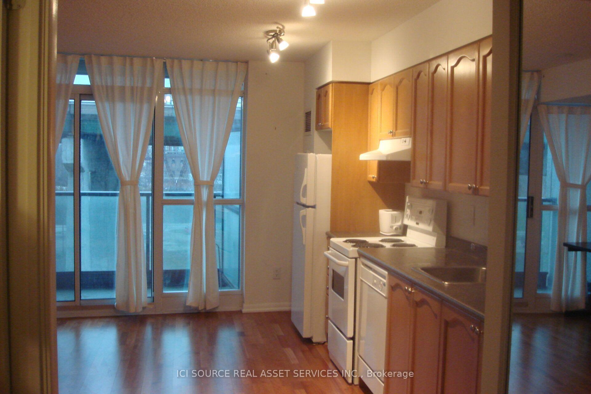 Front of Unit 625, 231 Fort York Boulevard
