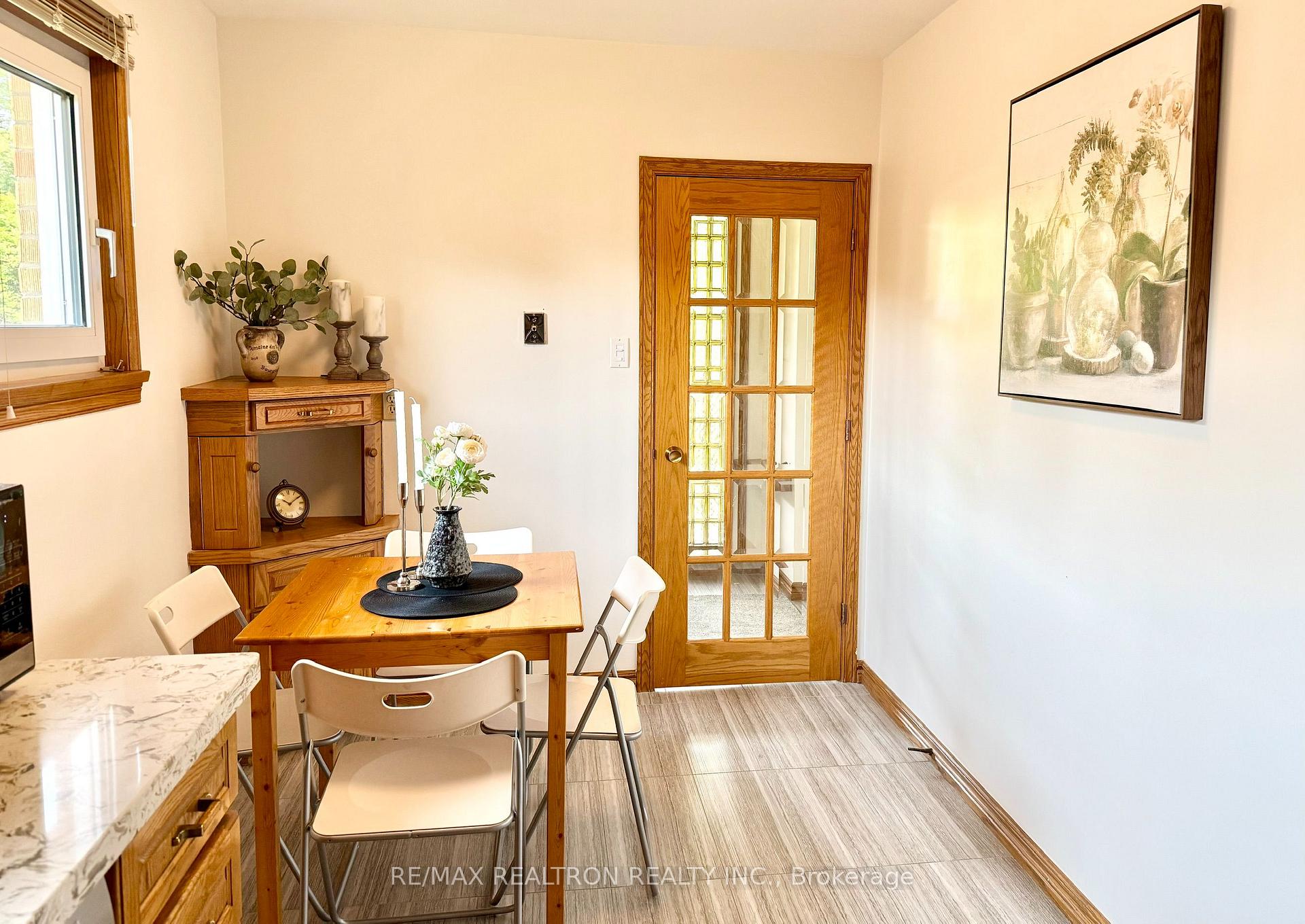 Photo 20 of 421 Brimorton Drive, Scarborough, Woburn — HOMEH