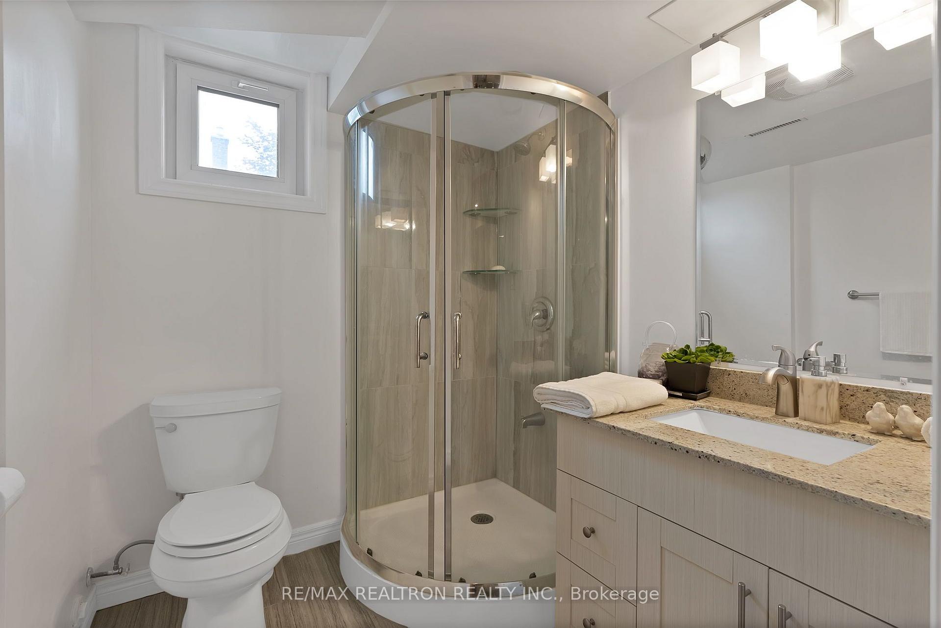 Photo 45 of 421 Brimorton Drive, Scarborough, Woburn — HOMEH