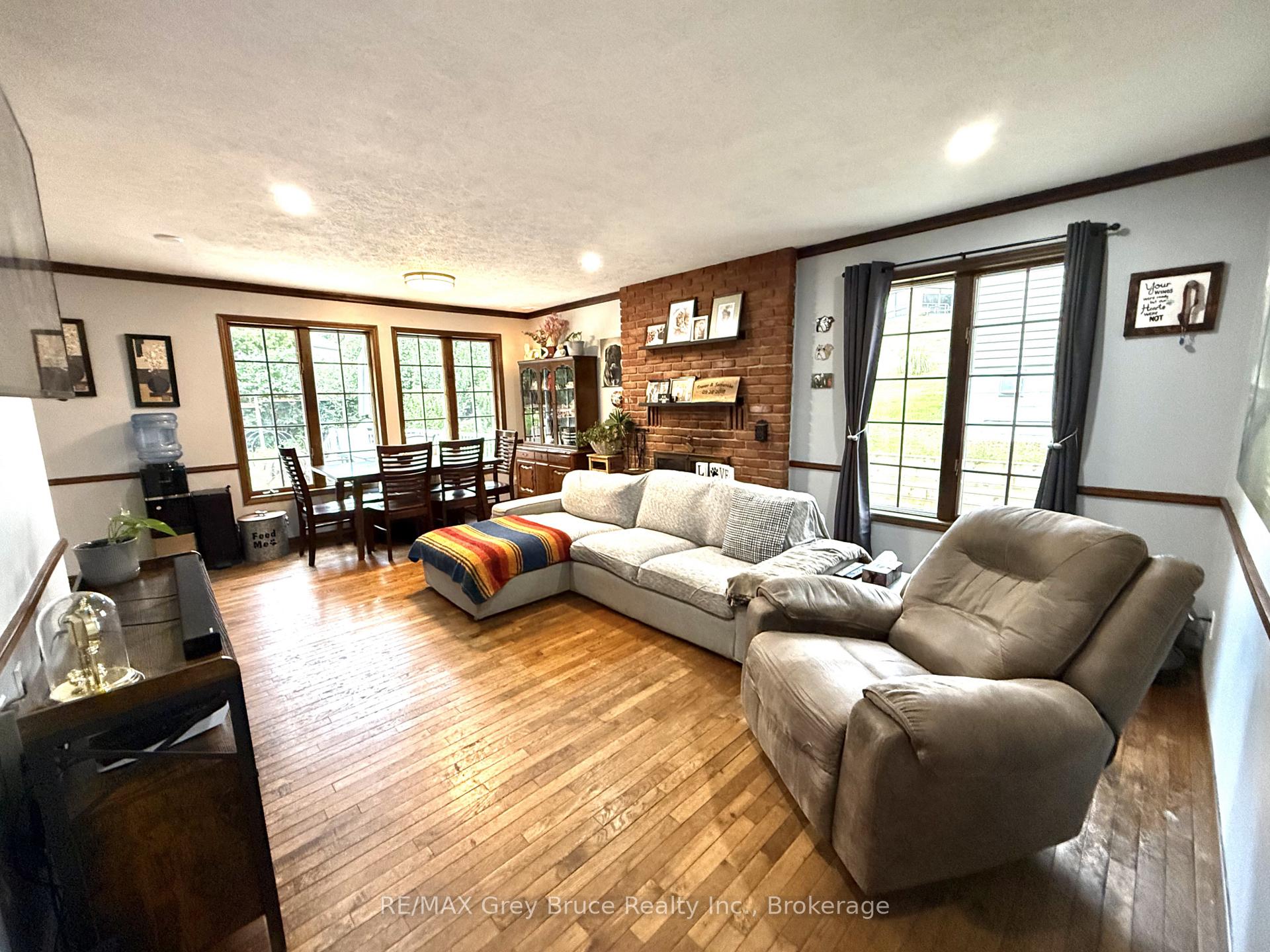 Photo 3 of 840 4th Street E, Owen Sound — HOMEH