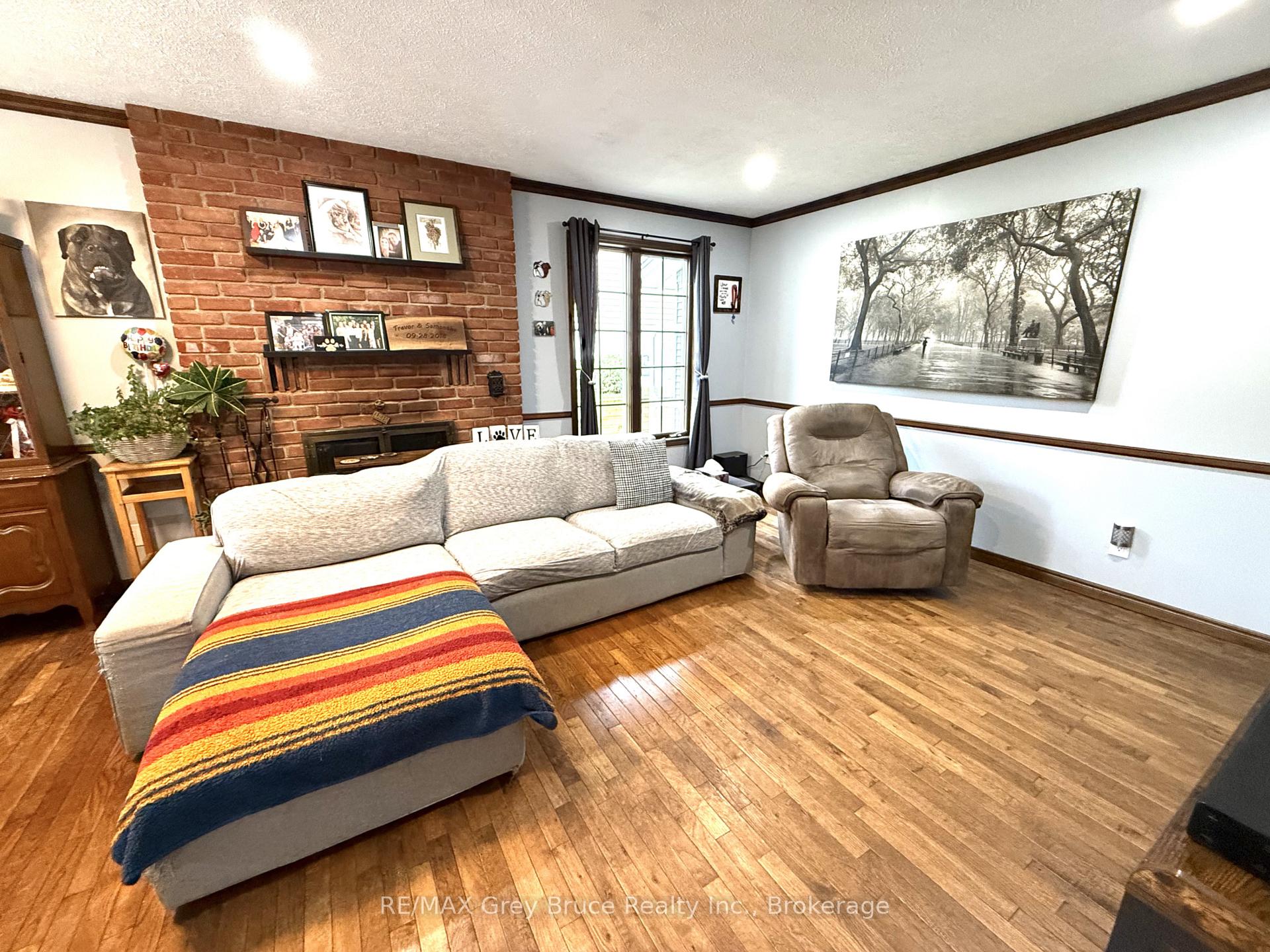 Photo 5 of 840 4th Street E, Owen Sound — HOMEH