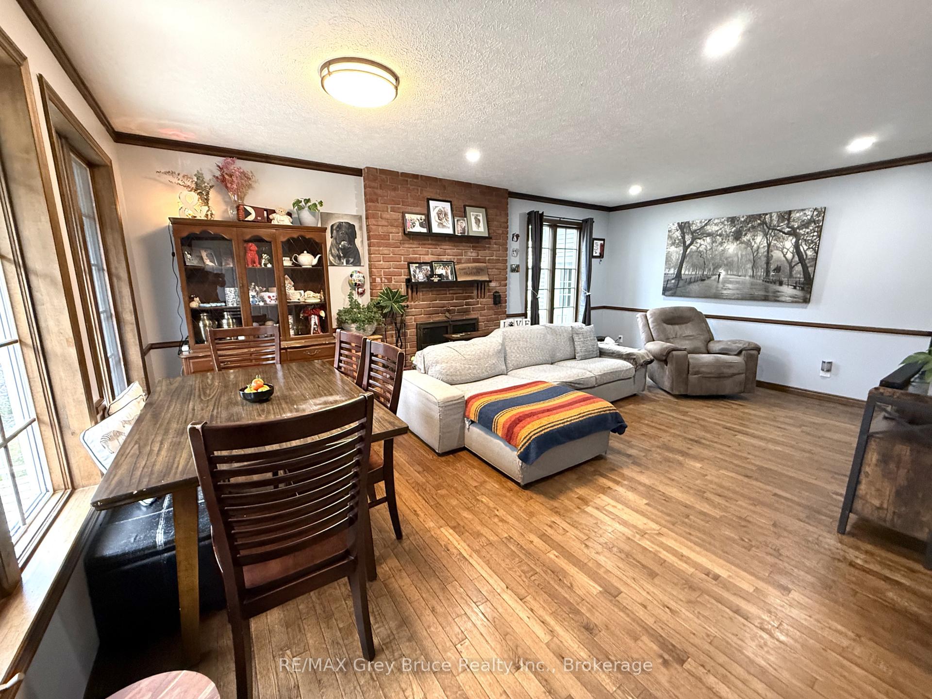 Photo 7 of 840 4th Street E, Owen Sound — HOMEH